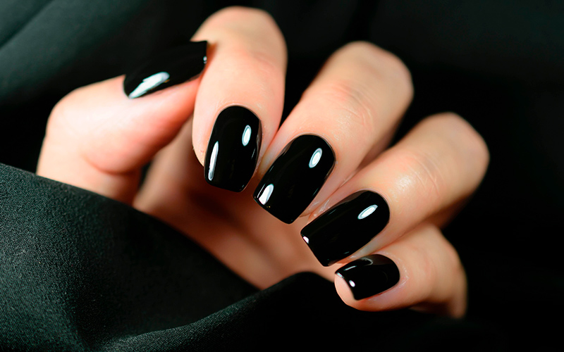 Short Black Nails